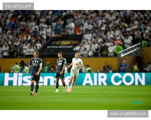 皇马世俱杯首战 1-1 遭沙特劲旅逼平 新帅首秀暴露防线隐患